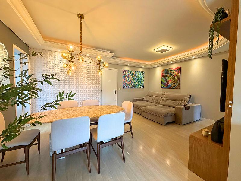 Apartamento amplo com 3 dormit�rios, 2 vagas individuais e localiza��o privilegiada no Anita Garibaldi 1