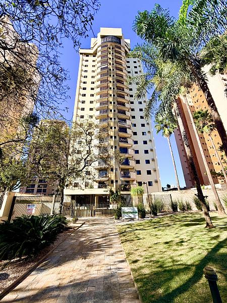 Apartamento 3 quartos com vista para Avenida Joao Fiusa 1