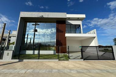 Casa à venda em Arroio do Sal/RS, bairro Sambaqui