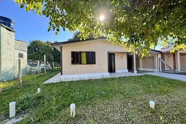 Casa com 2 quartos à venda, 100m², 2 banheiros - Centro - Arroio do Sal