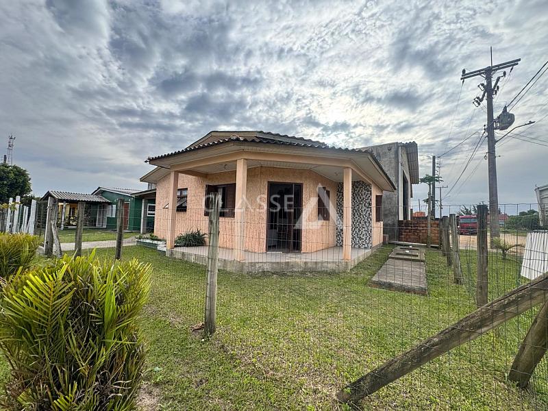 Casa � venda em Quatro Lagos - Arroio do Sal/RS 1