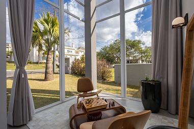 CASA À VENDA COM 4 SUÍTES NO ALPHAVILLE RESIDENCIAL PARATI EM PINHAIS