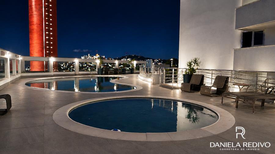 Piscina Adulto e Infantil