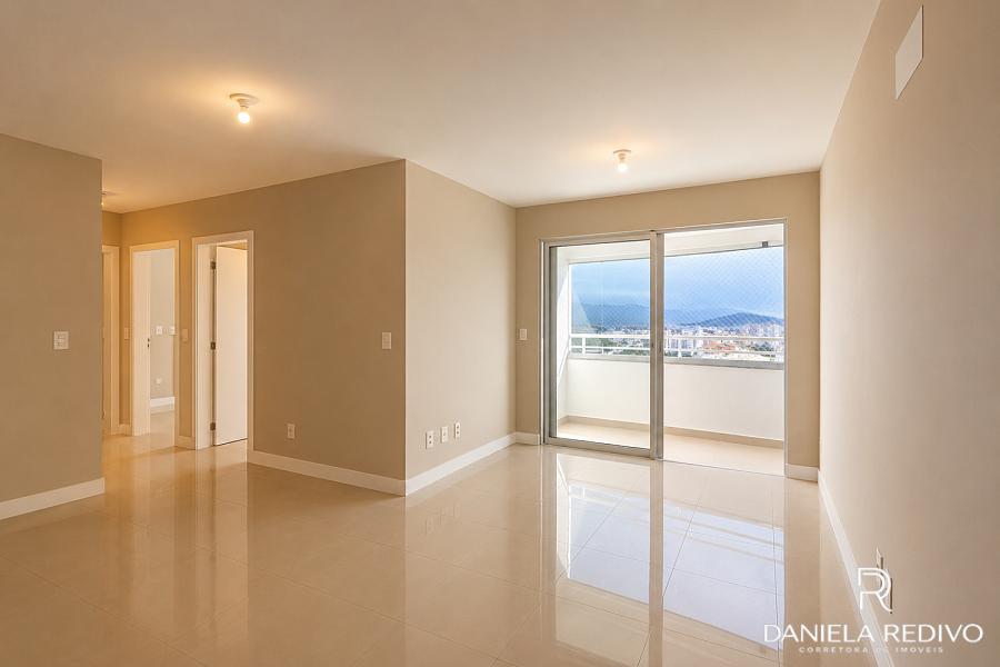 Apartamento � venda | 3 dormit�rios (1 su�te) 2 vagas, Estreito Florian�polis 8