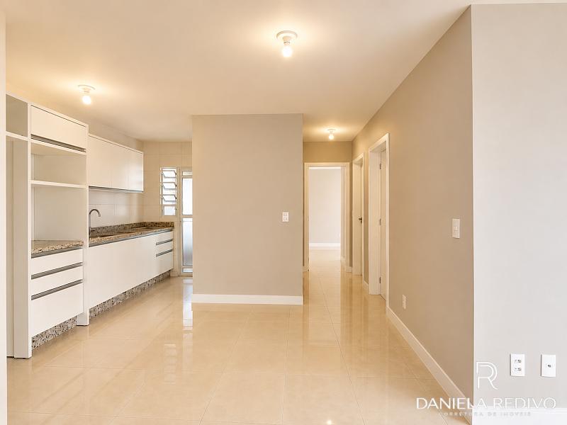 Apartamento � venda | 3 dormit�rios (1 su�te) 2 vagas, Estreito Florian�polis 7