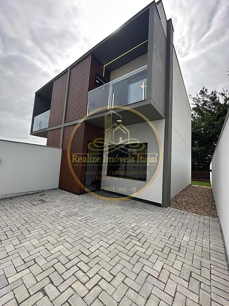 Sobrado a Venda, com  2 SU�TES, 85M�,  R$ 759.000 mil,  Bairro Itaipava, Itaja�/SC. 1
