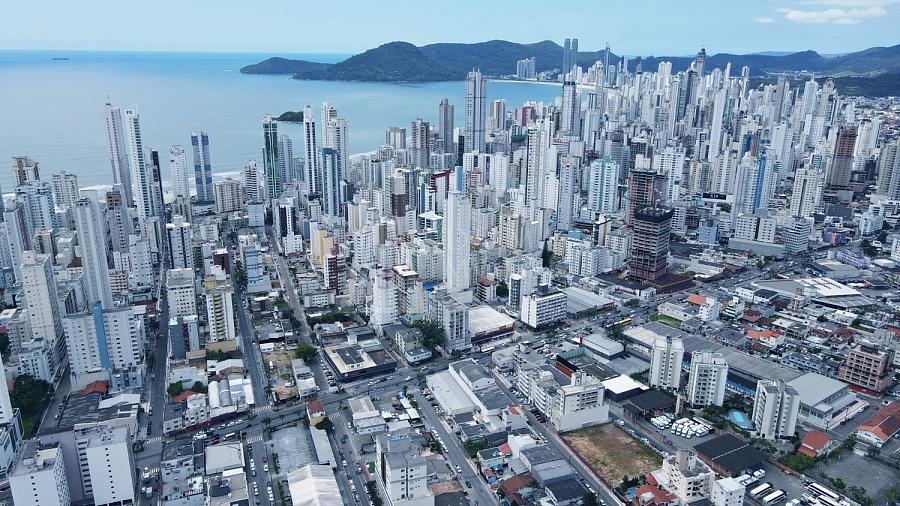 Apartamento na Nações — foto 19