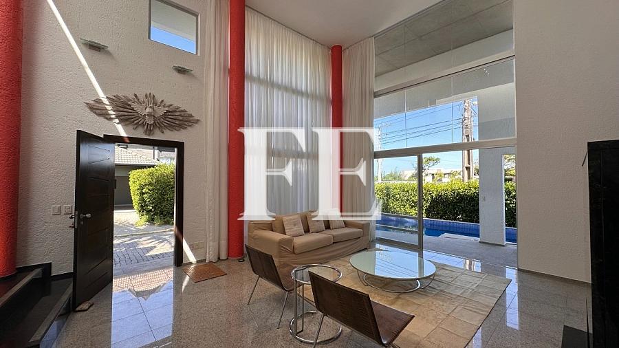 CASA DE PRAIA A VENDA NO CONDOMINIO VIVENDAS DO ATLANTICO EM BALNEÁRIO CAMBORIU — foto 2