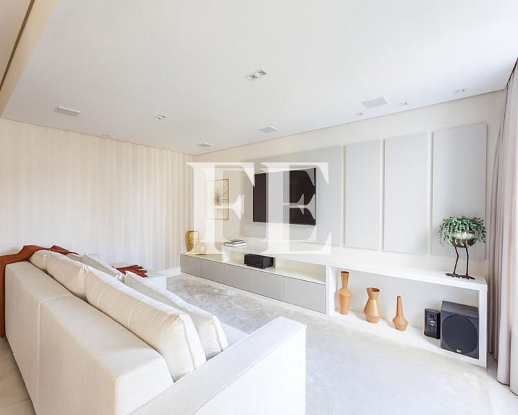 APARTAMENTO A VENDA NO EDIFICIO OCEAN BREEZE NO CENTRO DE BALNEÁRIO CAMBORIÚ MOBILIADO DECORADO E EQUIPADO COM LAZER COMPLETO — foto 10