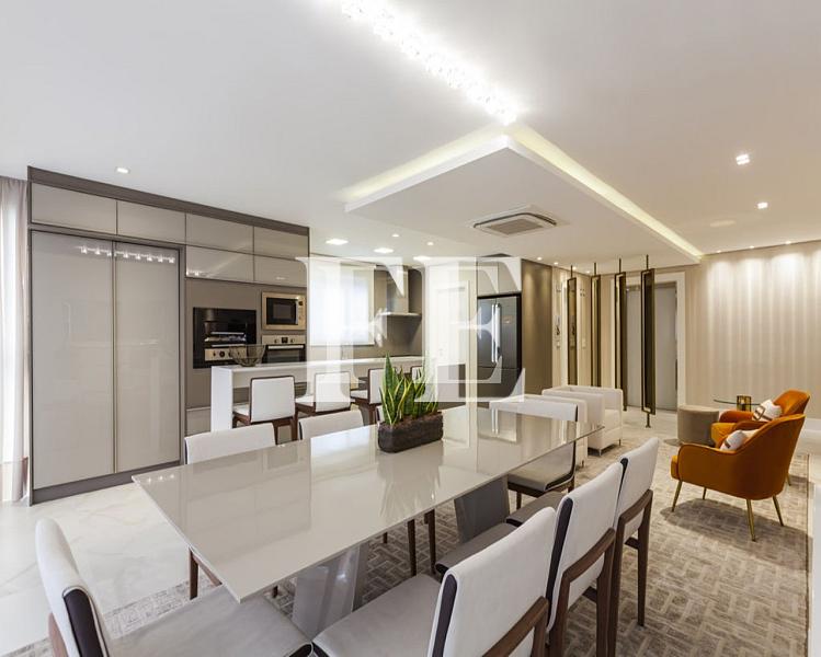 APARTAMENTO A VENDA NO EDIFICIO OCEAN BREEZE NO CENTRO DE BALNEÁRIO CAMBORIÚ MOBILIADO DECORADO E EQUIPADO COM LAZER COMPLETO — foto 7