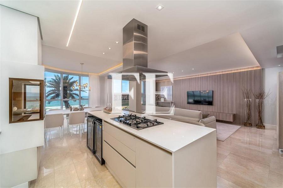 APARTAMENTO FRENTE MAR NO EDIFÍCIO QUINTAS DO ARPOADOR NA PRAIA BRAVA 04 SUÍTES 02 VAGAS LAZER COMPLETO — foto 16