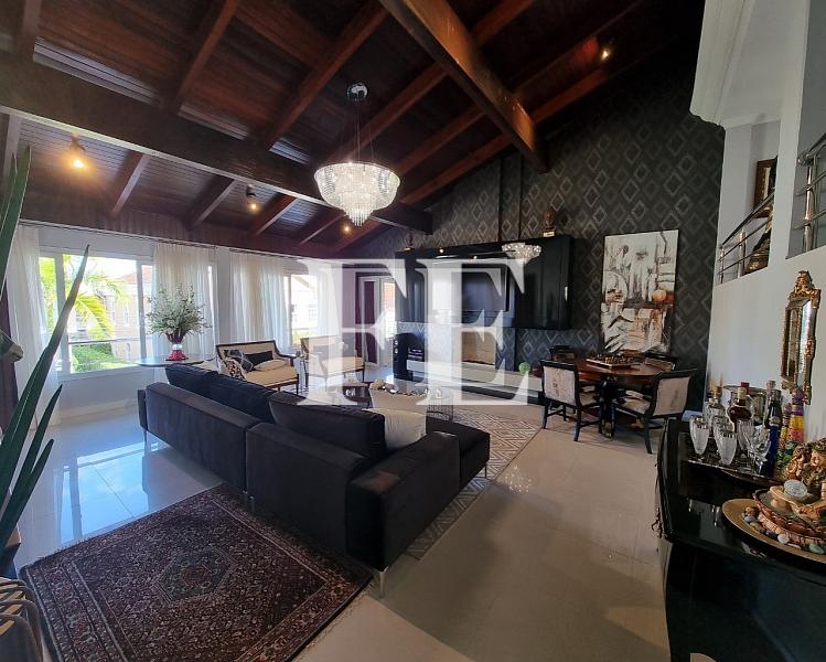 CASA À VENDA NO CONDOMÍNIO VILA RICA 04 SUÍTES PISCINA CHURRASQUEIRA 03 VAGAS DE GARAGEM — foto 2