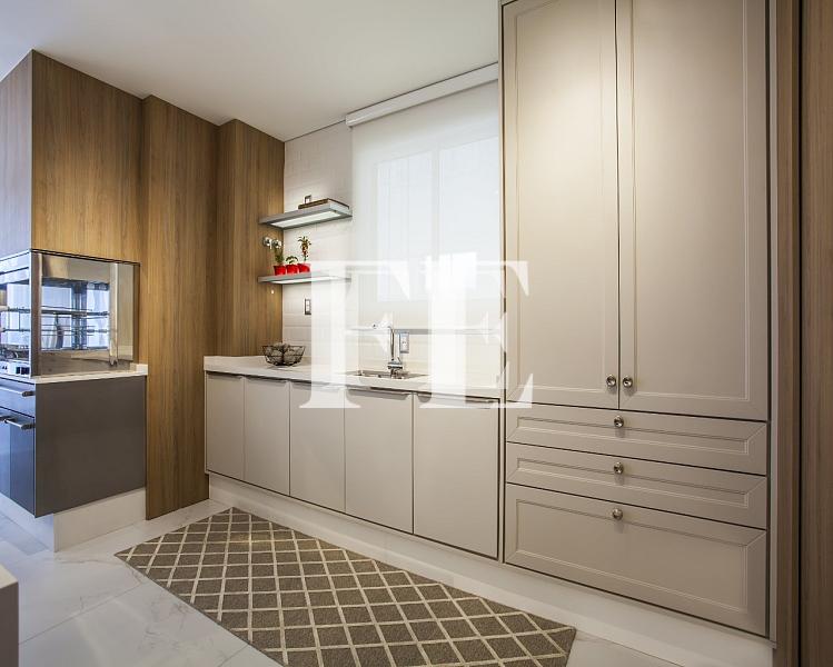 APARTAMENTO A VENDA NO EDIFICO OCEAN BREEZE FINAMENTE MOBILIADO SENDO 1 APARTAMENTO POR ANDAR COM VISTA MAR — foto 6