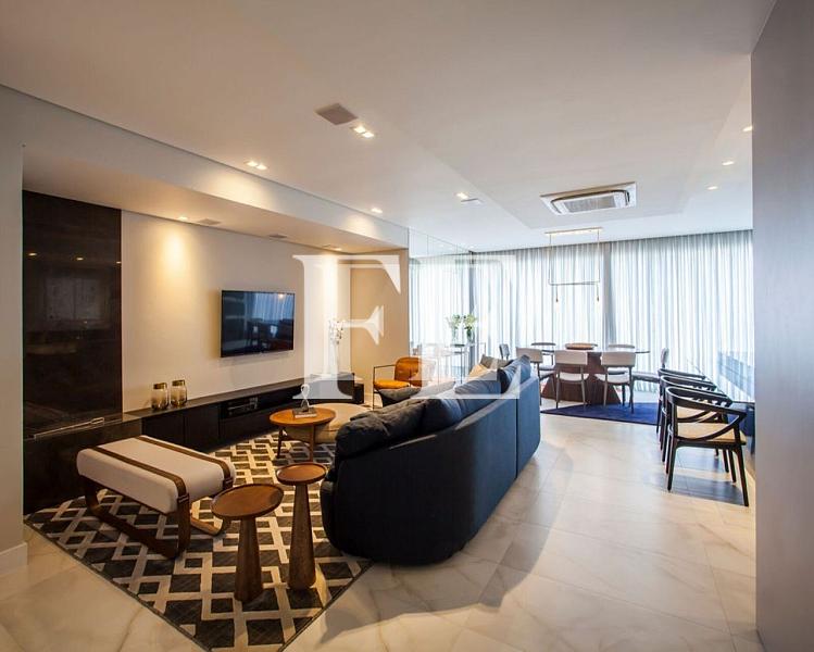 APARTAMENTO A VENDA NO EDIFICO OCEAN BREEZE FINAMENTE MOBILIADO SENDO 1 APARTAMENTO POR ANDAR COM VISTA MAR — foto 11