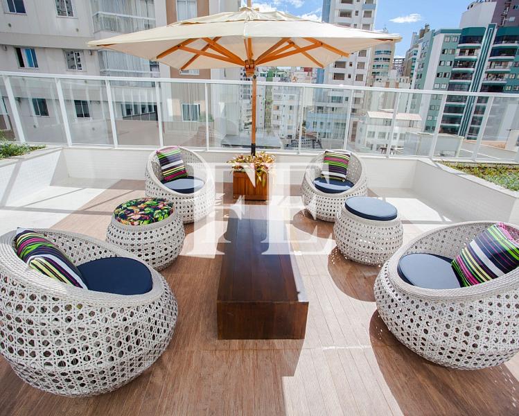 APARTAMENTO A VENDA NO EDIFICO PORTINAX SEM MOVEIS ANDAR ALTO COM VISTA MAR EM REGIÃO CENTRAL — foto 14