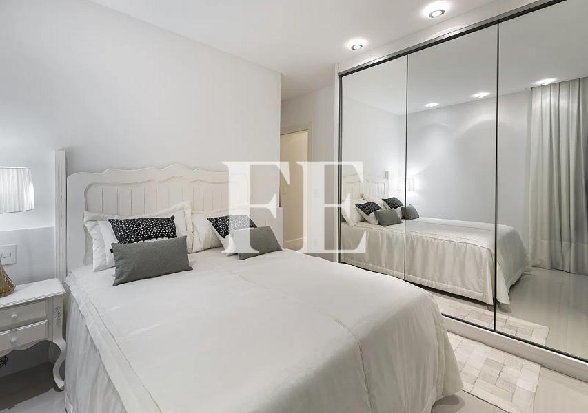 APARTAMENTO DECORADO E FINAMENTE MOBILIADO A VENDA NO EDIFICO SISTINA TOWER — foto 16