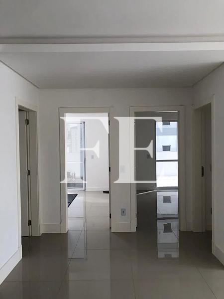 APARTAMENTO DIFERENCIADO VENDA NO EDIFÍCIO ILUMMINATI EM BALNEÁRIO CAMBORIÚ CONSTRUTORA RV — foto 22