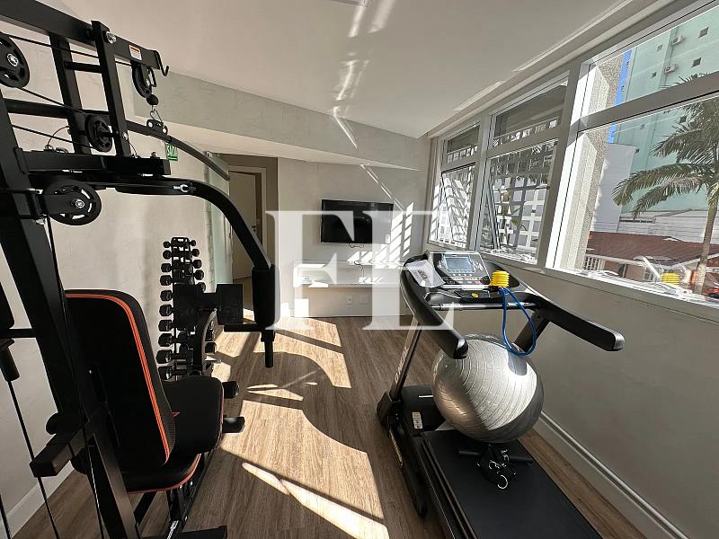 APARTAMENTO  A VENDA NO EDIFICIO GRANADA NO CENTRO DE BALNEÁRIO CAMBORIU DE 2 SUITES E 2 VAGAS — foto 7