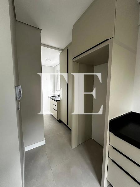 APARTAMENTO  A VENDA NO EDIFICIO GRANADA NO CENTRO DE BALNEÁRIO CAMBORIU DE 2 SUITES E 2 VAGAS — foto 11