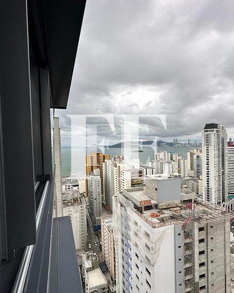 APARTAMENTO NO ULTIMO ANDAR A VENDA NO EDIFÍCIO MUELLER OCEAN CLUB COM 4 SUÍTES E 3 VAGAS DE GARAGEM — foto 3