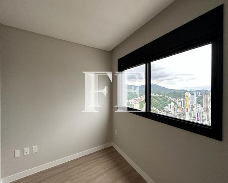 APARTAMENTO NO ULTIMO ANDAR A VENDA NO EDIFÍCIO MUELLER OCEAN CLUB COM 4 SUÍTES E 3 VAGAS DE GARAGEM — foto 7