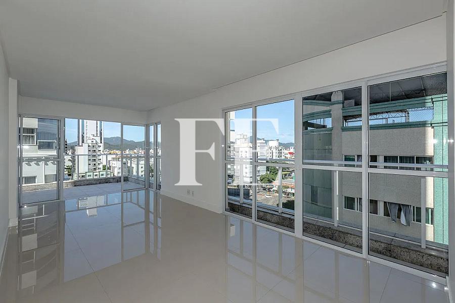 APARTAMENTO A VENDA NO EDIFÍCIO SALVATORE TIPO GARDEN DIFERENCIADO — foto 13