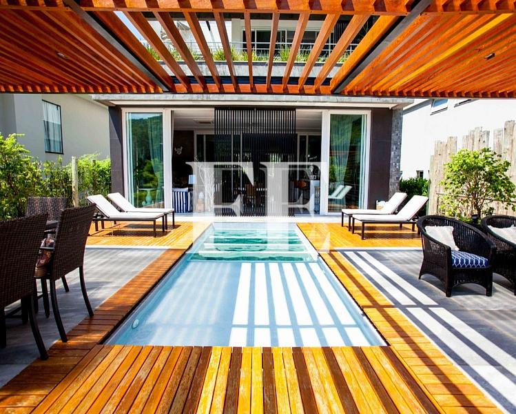 A MAIOR E MAIS LUXUOSA CASA EM CONDOMÍNIO FECHADO EM BALNEÁRIO CAMBORIÚ - PÉ NA AREIA — foto 6