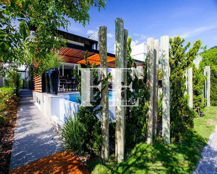 A MAIOR E MAIS LUXUOSA CASA EM CONDOMÍNIO FECHADO EM BALNEÁRIO CAMBORIÚ - PÉ NA AREIA — foto 12