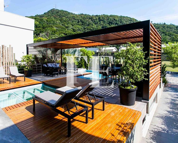 A MAIOR E MAIS LUXUOSA CASA EM CONDOMÍNIO FECHADO EM BALNEÁRIO CAMBORIÚ - PÉ NA AREIA — foto 15