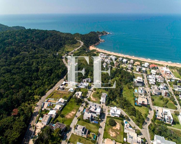 A MAIOR E MAIS LUXUOSA CASA EM CONDOMÍNIO FECHADO EM BALNEÁRIO CAMBORIÚ - PÉ NA AREIA — foto 9
