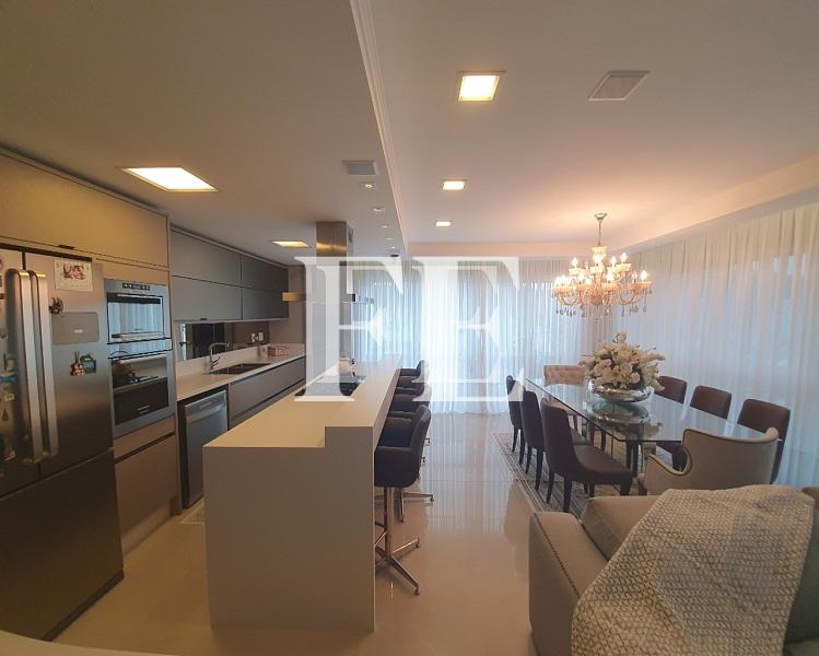 COBERTURA A VENDA NO EDIFÍCIO COSTÃO DA BRAVA NA PRAIA BRAVA/SC — foto 14