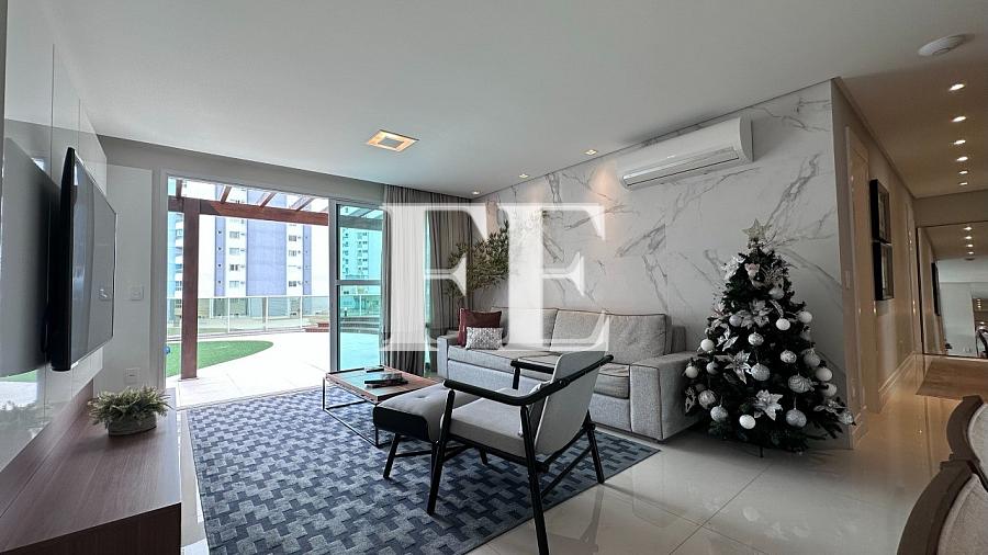 APARTAMENTO DIFERENCIADO A VENDA NO PHOENIX TOWER FINAMENTE MOBILIADA COM JACUZZI — foto 2