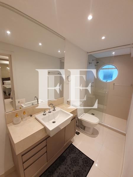 APARTAMENTO FRENTE MAR NO EDIFÍCIO ACQUA RESIDENCE EM BALNEÁRIO CAMBORIÚ - COM 3 SUÍTES MAIS DEPENDÊNCIA - 3 VAGAS DE GARAGEM — foto 12