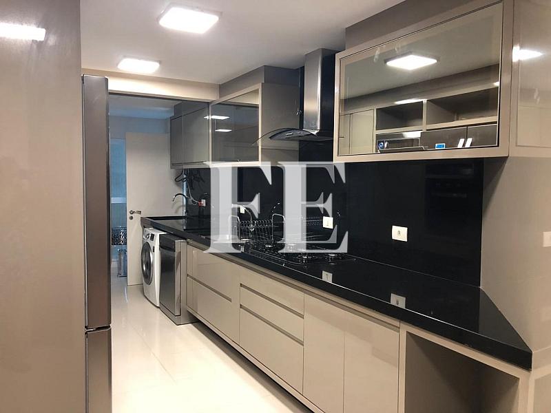 APARTAMENTO FRENTE MAR NO EDIFÍCIO ACQUA RESIDENCE EM BALNEÁRIO CAMBORIÚ - COM 3 SUÍTES MAIS DEPENDÊNCIA - 3 VAGAS DE GARAGEM — foto 6