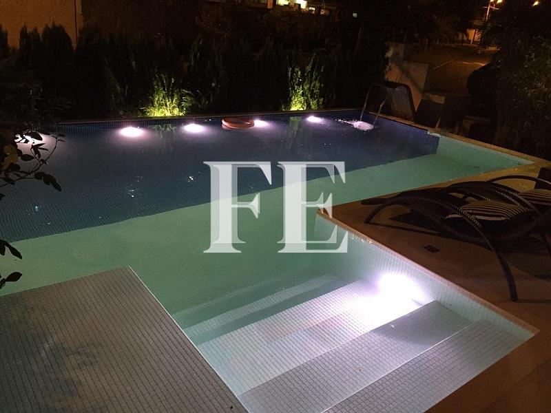 CASA LUXUOSA ESTILO NEOCLÁSSICO LOCALIZADA NO CONDOMÍNIO FECHADO PRAIA BRAVA HORIZONTAL — foto 25