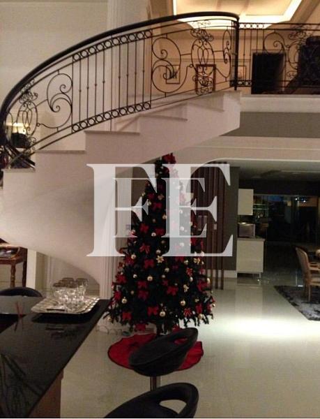 CASA LUXUOSA ESTILO NEOCLÁSSICO LOCALIZADA NO CONDOMÍNIO FECHADO PRAIA BRAVA HORIZONTAL — foto 14