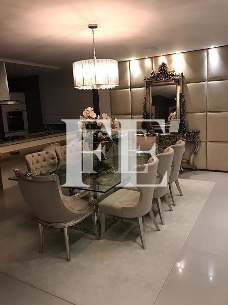 CASA LUXUOSA ESTILO NEOCLÁSSICO LOCALIZADA NO CONDOMÍNIO FECHADO PRAIA BRAVA HORIZONTAL — foto 23