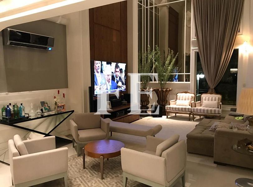 CASA LUXUOSA ESTILO NEOCLÁSSICO LOCALIZADA NO CONDOMÍNIO FECHADO PRAIA BRAVA HORIZONTAL — foto 8