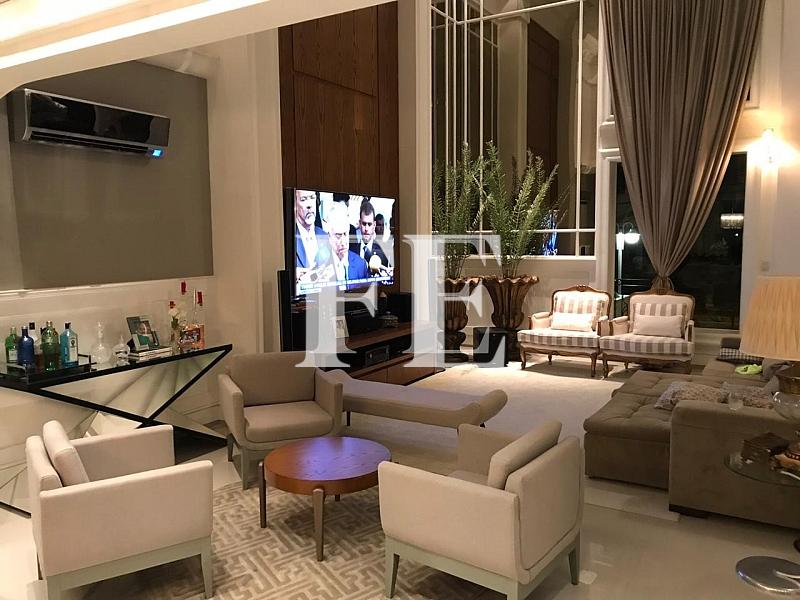 CASA LUXUOSA ESTILO NEOCLÁSSICO LOCALIZADA NO CONDOMÍNIO FECHADO PRAIA BRAVA HORIZONTAL — foto 16