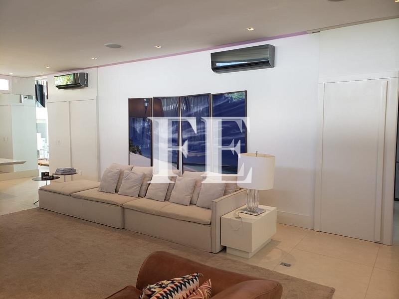 CASA MODERNA A VENDA - 3 SUÍTES COM CLOSET - PISCINA E ÁREA GOURMET - 4 VAGAS - CONDOMINIO FECHADO - PRAIA BRAVA ITAJAÍ — foto 10