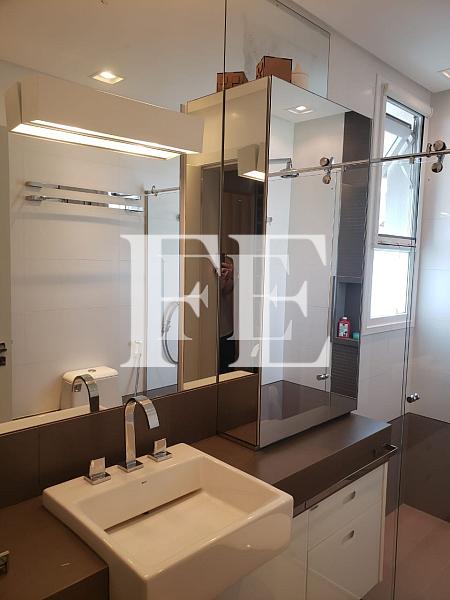 CASA MODERNA A VENDA - 3 SUÍTES COM CLOSET - PISCINA E ÁREA GOURMET - 4 VAGAS - CONDOMINIO FECHADO - PRAIA BRAVA ITAJAÍ — foto 20