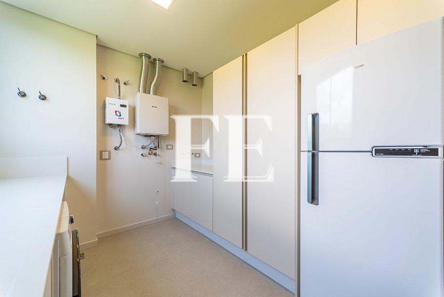 DE FRENTE PRO MAR NA PRAIA DO ESTALEIRO MOBILIADA E DECORADA COM 5 QUARTOS E PISCINA TERRENO COM 1385M² — foto 23