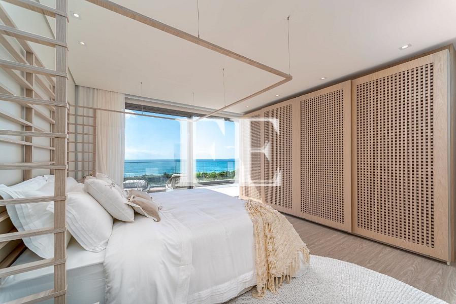 DE FRENTE PRO MAR NA PRAIA DO ESTALEIRO MOBILIADA E DECORADA COM 5 QUARTOS E PISCINA TERRENO COM 1385M² — foto 12