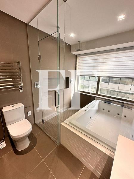 YACHTHOUSE BY PINIFARINA ANDAR ALTO FINAMENTE MOBILIADO — foto 18