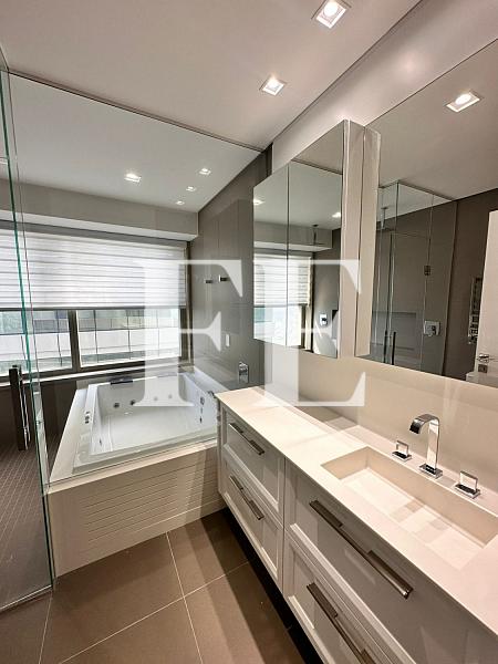 YACHTHOUSE BY PINIFARINA ANDAR ALTO FINAMENTE MOBILIADO — foto 28