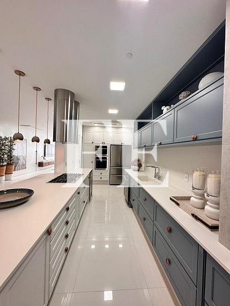 YACHTHOUSE BY PINIFARINA ANDAR ALTO FINAMENTE MOBILIADO — foto 4