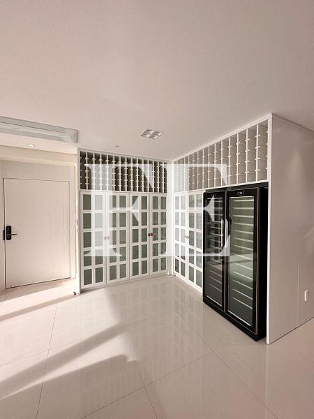 YACHTHOUSE BY PINIFARINA ANDAR ALTO FINAMENTE MOBILIADO — foto 33