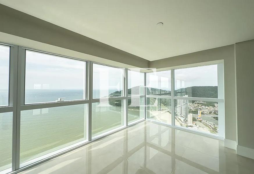 APARTAMENTO A VENDA NO EDIFICIO ONE TOWER FRENTE MAR EM BALNEÁRIO CAMBORIÚ ANDAR ALTO ACIMA DO 50 COM PARCELAMENTO EM ATÉ 100X — foto 6