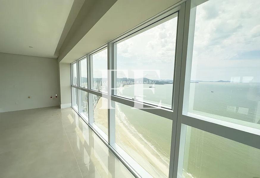 APARTAMENTO A VENDA NO EDIFICIO ONE TOWER FRENTE MAR OPORTUNIDADE PREÇO ABAIXO ANDAR ALTO — foto 2