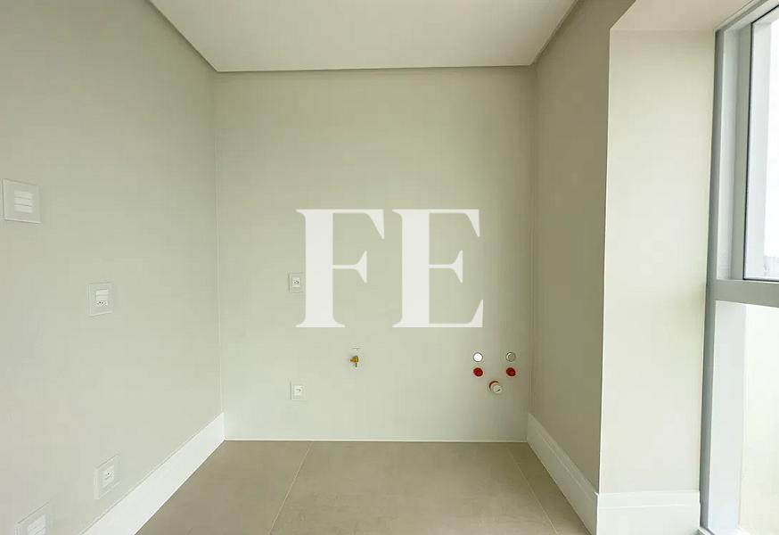 APARTAMENTO A VENDA NO EDIFICIO ONE TOWER FRENTE MAR OPORTUNIDADE PREÇO ABAIXO ANDAR ALTO — foto 7